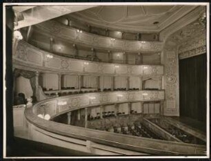 Landestheater, Linz: Ansicht Zuschauerraum und Bühne