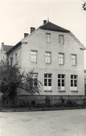 Schule in Baschütz : Bošečanska šula