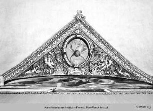 Lünettenfolge mit der Geschichte der Psyche : Gewölbezwickel mit Grotesken und Putto mit leerem Wappenschild