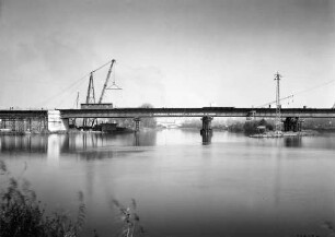 Neckartalübergang Neckarsulm, km 633,912 - 635,250 BW 3 = Flußbrücke; Gebaut 1965 - 1967