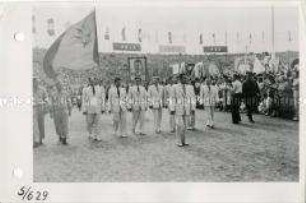 Eröffnung der III. Weltfestspiele 1951 in Berlin im Walter-Ulbricht-Stadion