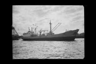 Carpathia (1957), Frachtschiff, Reederei Helmut Bastian, Haren, Bau-Nr. 1086