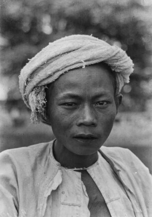 Mann der Shan mit Turban (Deutsche Indien-Expedition 1926/1929 - 3. Myanmar)