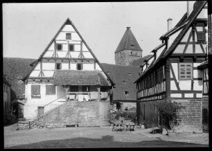 Kloster Maulbronn Gebäude mit Hofansicht