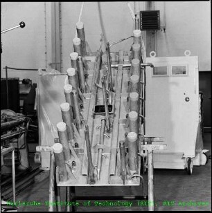 Mixer-Settler-Anlage in der Wiederaufarbeitungsanlage Karlsruhe (WAK)