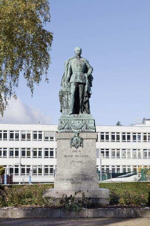 Denkmal Herzog Adolph von Nassau (Standbild); Königstein, Am Ölmühlweg (Herzog-Adolph-Straße)