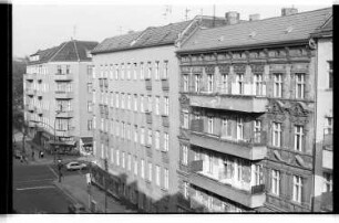 Kleinbildnegative: Mietshäuser, Belziger Straße, 1979