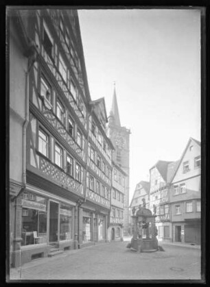 Engelsbrunnen, Möbelmarkt Eitel, Kaufhaus Witt und Rathausgasse 2