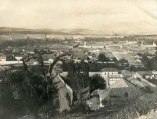 Stadt Ambato, von Süden aus
