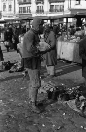 Bukarest: Piata Mare - Markt