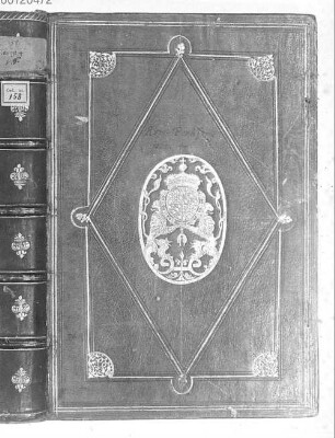 Pontificum Romanorum imagines a D. N. Jesu Christo usque ad Pium V (partim pictae, partim ligno aerive incisae), eorundem et cardinalium insignia (calamo facta), cum singulorum historia, epitaphiis etc. collecta a Onuphrio Panvinio, vol. 4 - BSB Clm 158