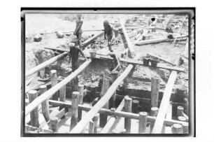 Brückenbau : Thailand. Pfeilergründung für eine Brücke
