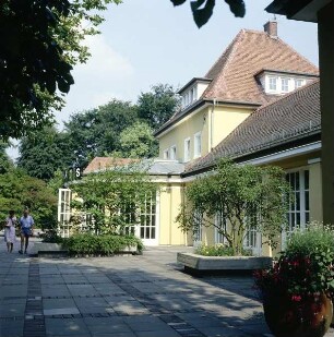 Bad Hersfeld. Kurhaus. Schrägansicht auf das Kurhaus