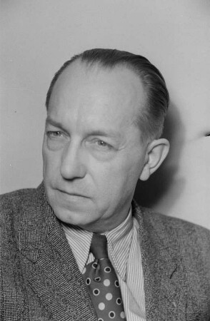 Porträt des polnischen Schriftstellers Leon Kruczkowski auf der II. Kulturbundtagung in Berlin : Porträt von Leon Kruczkowski