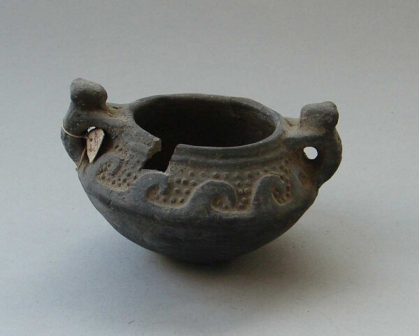 Clay vessel