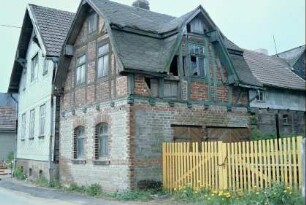 Wohnhaus und Werkstattgebäude (?)