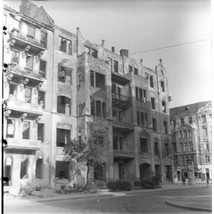 Negativ: Ruine, Motzstraße 72, 1950