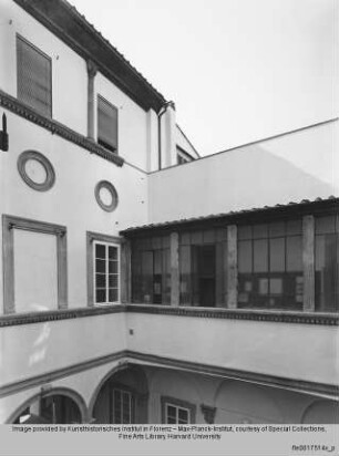 Palazzo Ricasoli-Firidolfi, Innenhof mit Loggia, Florenz