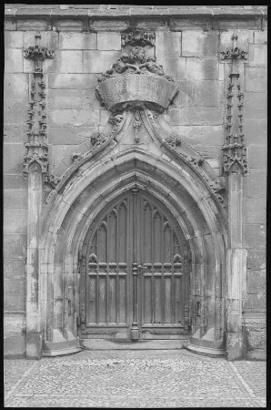 Weißenfels. Portal der Marienkirche