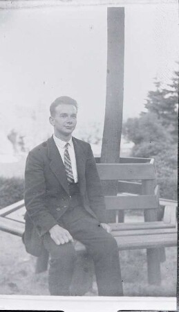 Porträt Franz Dziebko - Mitglied der Kommunistischen Partei Deutschlands (KPD), Ortsgruppe Bermsgrün : Porträt Franz Dziebko - Mitglied der Kommunistischen Partei Deutschlands (KPD), Ortsgruppe Bermsgrün