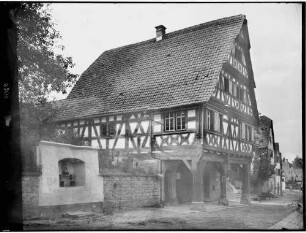 Bauerbach Ortsbild mit Rathaus Außenansicht