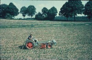 Fotografie: Hackmaschine, Zwischenachsanbau, Geräteträger