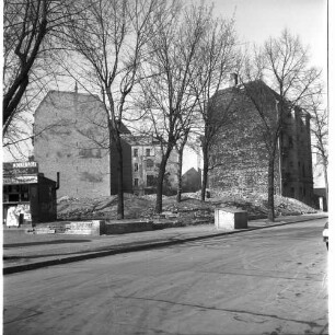 Negativ: Trümmer, Menzelstraße 16, 1954