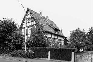 Wohnhaus; Friedrichsdorf, Burgstraße 4