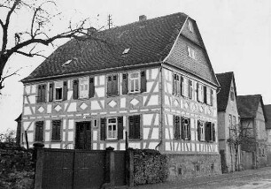 Ehem. Pfarrhaus; Florstadt, Unterdorfstraße 8