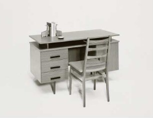 Stuhl : Schreibtisch (1973; VEB Märkische Möbelwerke Trebbin) und Stuhl
