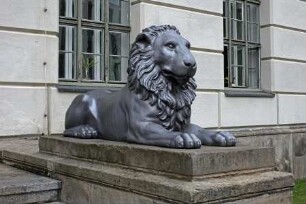Löwenfigur