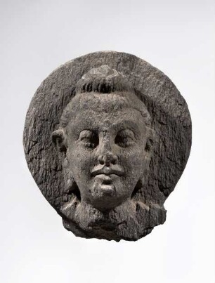 Kopf eines Buddha mit Nimbus (und Schnurrbart?)