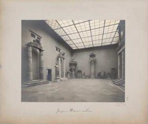 Pergamonmuseum (Interimsbau) auf der Museumsinsel, Berlin: Innenansicht