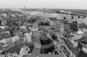 Stadtansicht Riga mit Düna-Fluss von SW