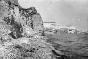 Baltschik: Strand bei Baltschik, mit Felsen