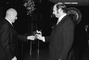 Freiburg: Weinbauinstitut; Schlüsselübergabe Präsident Klaus - Dr. Schön