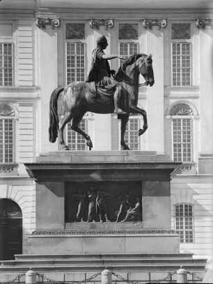 Kaiser Josef II.-Denkmal