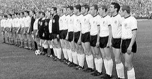 Gib mich die Kirsche! Die 1. deutsche Fußballrolle