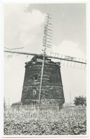 Turmholländerwindmühle Naundorf