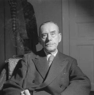 Porträts von Thomas Mann und seiner Frau Katia : Porträt von Thomas Mann
