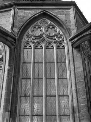 Sankt Bartholomäus — Fenster (Bauelement)