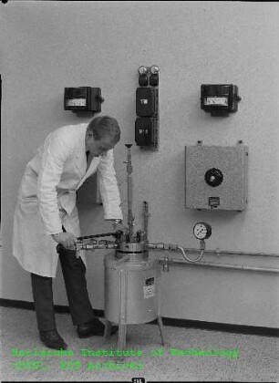 Autoklav im Institut für Reaktorbauelemente (IRB)