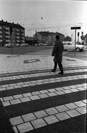 Zebrastreifen im Stadtgebiet.