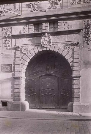 Bad Langensalza, Wohnhaus Salzstraße 3 : Bad Langensalza, Wohnhaus (Klopstock-Haus)Salzstraße 3. Portal