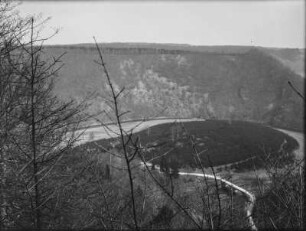 Flusstal : Blick auf ein Flusstal