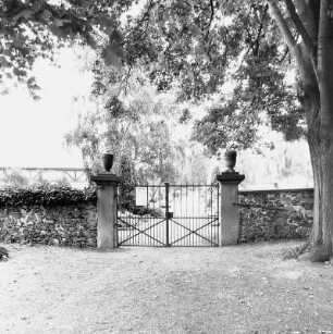 Neuer christlicher Friedhof; Niddatal, Steinkautenweg