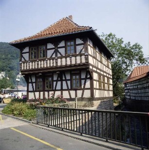 Suhl. Hexenhaus. südwestliche Giebelseite von Südwesten