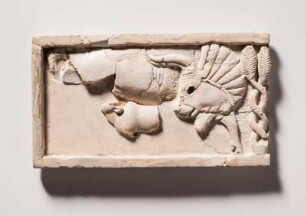 Elfenbeinrelief: "Kuh mit Kalb"