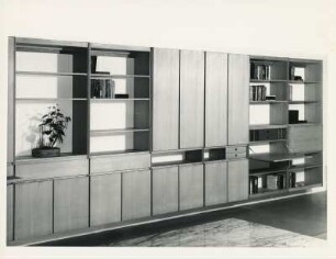 Wandschrank-Elemente "Heritage" und "A-K" von Robert Heritage