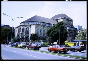 Freiburg: Stadttheater nach dem Umbau, Aussenansichten von Osten